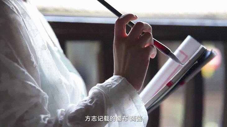 1746517128978069.gif